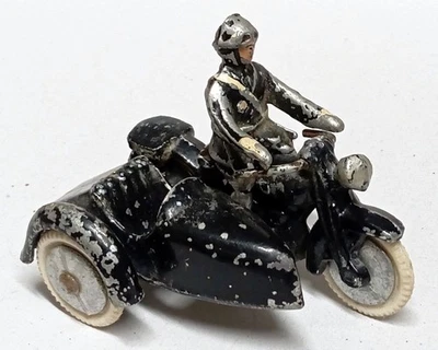 QUIRALU FIGURINE SIDE CAR POLICE ou GENDARMERIE Aluminium peint - Photo 1/4