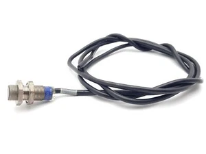 Telemecanique XS1N12PA349 Proximity Sensor Voltage: 12-24VDC Output: PNP 1 NO - Picture 1 of 5