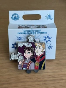 Frozen Character Connection Puzzle Pin Queen Iduna King Agnarr LE900 Disney - Picture 1 of 3