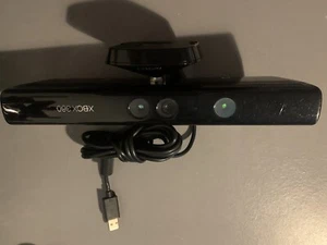 Xbox 360 Kinect Sensor Camera - Official Microsoft Untested - Foto 1 di 4