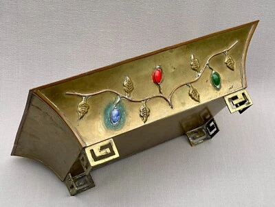 Antiguo plato chino de bombilla de latón con piedras semipreciosas Foto 1 de 4