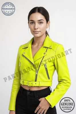 Chaqueta corta de cuero tostado para motociclista - Ropa exterior estilo motociclista hecha a mano para mujer Foto 1 de 4