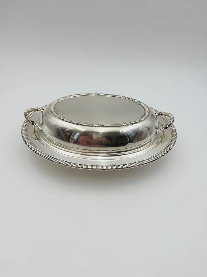 Vintage Silver Plated Vegetable Serving Bowl 12" Oval Covered WM Rogers - Image 1 of 1