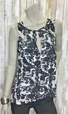 Silence + Noise Urban Outfitters Medium Slit Peek A Boo Keyhole Lined Blouse Top - Image 1 of 4