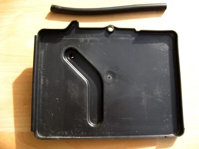 Fiat 500, 500 C de 2007 à 2015, support plastique noir bac à batterie 51826273 - Photo 1/4