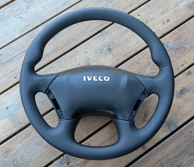 Volant CUIR NEUF pour Iveco Stralis 2002-2012 OEM W cache avant - Image 1 of 4
