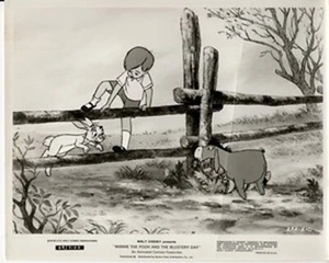 Foto brillante de WINNIE THE POOH 8 x 10 de Disney The Blustery Day - Imagen 1 de 2