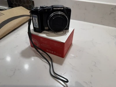 Olympus Stylus SZ-31MR 16.0MP Digital Camera - Black plus extras - Image 1 of 4