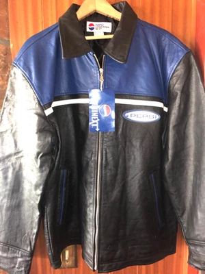 NUEVA Chaqueta de Cuero a Rayas Negras y Azules Pepsi Generation Next 1990’s para Hombre XL Foto 1 de 4