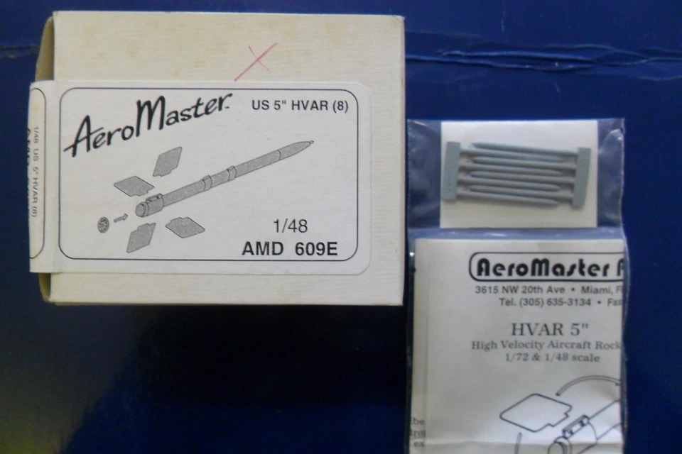 AERO MASTER 1:48 KIT ACCESSORI AEREO AIRCRAFT ROCKET US 5" HVAR (8)  AMD 609E - Immagine 1 di 1