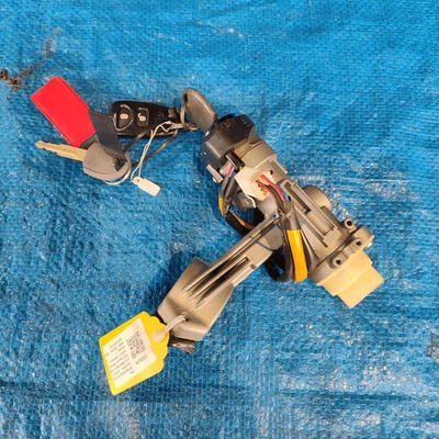 Commutatore avviamento e bloccasterzo  KIA SPORTAGE 2a Serie 2.0 16V SUV - Immagine 1 di 4