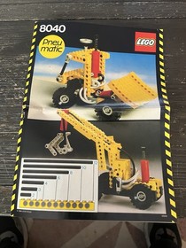 Vintage LEGO TECHNIC: Pneumatic Universal Set Manual 8040