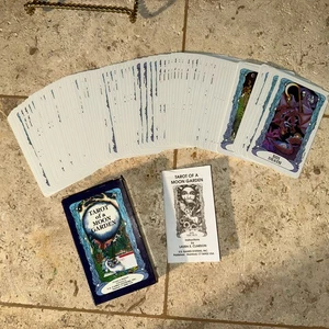 Vtg Tarot of a Moon Garden Cards Deck US Games System Printed in Belgium 1993 - Picture 1 of 8
