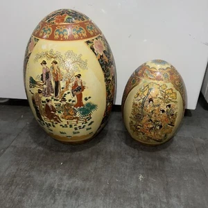 Japanese vtg Eggs hand Painted Satsuma Goso Eggs 12" and 9” Sculptures rare vtg - Picture 1 of 12