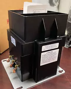 TRANE 3PT3-60-332FFF 500 VA/250VA CURRENT TRANSFORMER3300 PRIMARY&120 SECONDARY - Picture 1 of 1