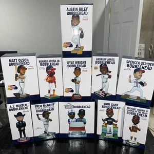 Atlanta Braves 2023  Bobblehead Set Truist Park / No Blooper - Picture 1 of 3
