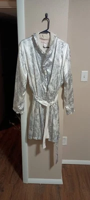 Bata de baño vintage Oscar De La Renta etiqueta rosa para mujer talla mediana gris blanco Foto 1 de 4