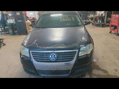 Used Radiator fits: 2006 Volkswagen Passat 2.0L engine ID CBFA Grade A Foto 1 de 4