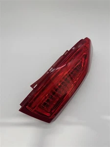 Luz trasera LED 13-17 Cadillac ATS lámpara de freno pasajero derecho 22977944 OEM - Imagen 1 de 5