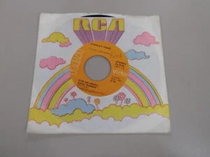 Charley Pride - Kiss An Angel Good Mornin' / No One Could Ever Take Me From You - Picture 1 of 4