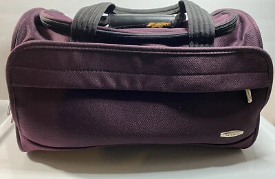 Bolsa de viagem Pierre Cardin bolsa de transporte com alça de ombro trava e chave roxa - Imagem 1 de 4