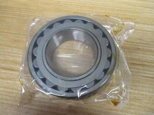 SKF 22211 EK/C3 Spherical Roller Bearing 22211EKC3 - Picture 1 of 4