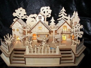 Nicole's Woodland Village découpé au laser hiver pays des merveilles LED s'allume Noël - Photo 1/10