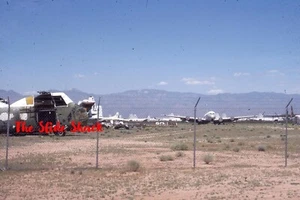 Elicottero Sikorsky vecchi aerei Pima Air Space AZ anni 70 Kodachrome 35mm slide - Foto 1 di 1