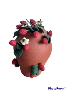 Vtg Artisan Miniature Dollhouse Sculpted Strawberries Terracotta Planter Pot - Picture 1 of 7