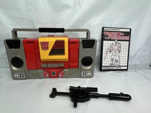 Blaster 100% Complete 1985 Vintage G1 Transformers Boombox Action Figure W/Book - Picture 1 of 12