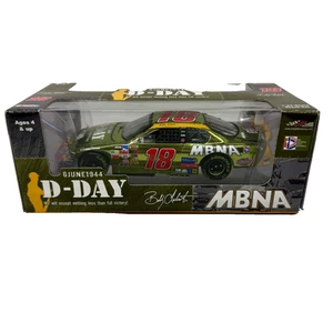 Bobby Labonte #18 MBNA D-Day 60th Anniversary 1:24 Action Nascar - Picture 1 of 9