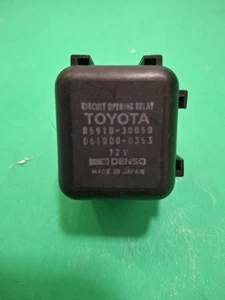 87 Toyota Supra MK3 #1303 Relay, Fuel Opening Circuit 85910-30050 - Picture 1 of 10