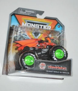 HOT WHEELS 2023 MONSTER JAM - BAKUGAN DRAGONOID RED - SERIES 33 - Picture 1 of 5
