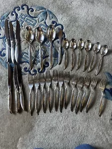 1847 Roger's Flair Piatto Argento Piatto 28 pezzi Set per 6 - Foto 1 di 8