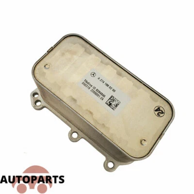 M274.920 Engine Oil Cooler for Mercedes Benz2015-2019 C200 C250 C300 C350E 2.0L Foto 1 de 4