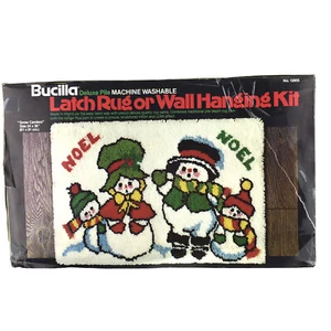 Bucilla Gancho Cierre Alfombra Navidad Muñeco de Nieve Villancicos Familia Kit 12955 - Imagen 1 de 10