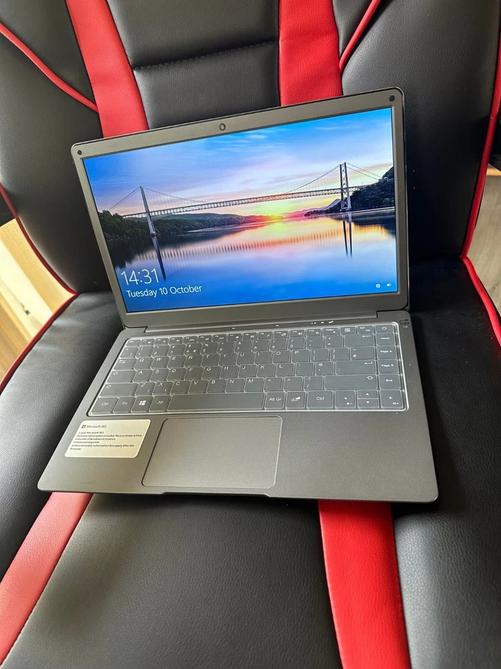 Jumper Tech 13.3in EZbook X3 Laptop RAM 4GB - 64GB Notebook - Image 1 of 4