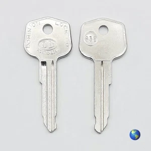 63E (YM1) Key Blanks for Models by Ford, Mercedes-Benz, and others (1 Key) - Foto 1 di 6