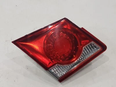 Lanterna traseira interna esquerda Chevrolet Cruze 2014 - Imagem 1 de 4