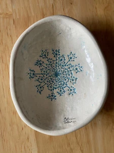 Handmade Pottery Mill Brook Kiln Queen Anne’s Lace Signed by Catherine Beliveau - Picture 1 of 4