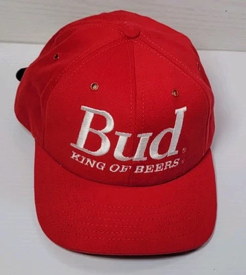 De colección Budweiser King of Beers Pajarita Trucker Gorra Roja Ajustable  Foto 1 de 3