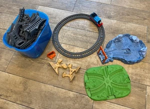 Trackmaster Revolutions Train Track Job Lot - Thomas & Friends Tank Engine - Picture 1 of 7