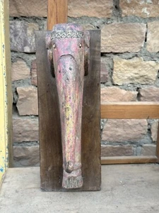 Vintage old Wooden Rustic Pained Beautiful Elephant Head Figure Wall Hanging - Picture 1 of 14