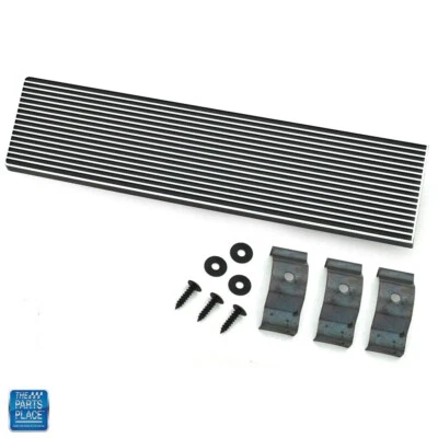 Placa de eliminación de radio Impala Caprice Bel Air 1969-1970 negra con cromo GM 3948563 Foto 1 de 2