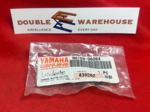 NOS OEM NIP Yamaha 90159-06064 Screw with Washer - Bild 1 von 2