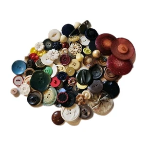 Huge Vintage Mixed Button Lot  - Picture 1 of 9