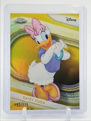 DAISY DUCK 2025 TOPPS CHROME DISNEY YELLOW REFRACTOR B /275 Q4856 - Image 1 of 2