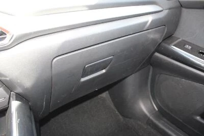 Guantera usada se adapta a: Mazda CX-9 2019 grado A Foto 1 de 4