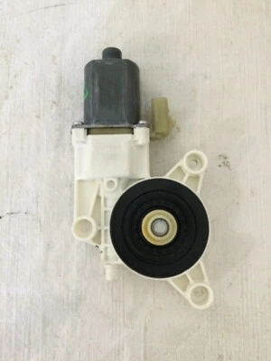 2011-2014 Dodge Avenger Rear Right Passenger Window Motor OEM 0130822329 - Изображение 1 из 4