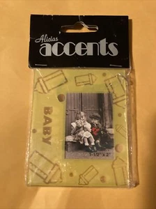 "Llavero fotográfico Alicias Accents 1 1/2""x2""" - Imagen 1 de 6